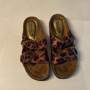 American Eagle Leopard sandals